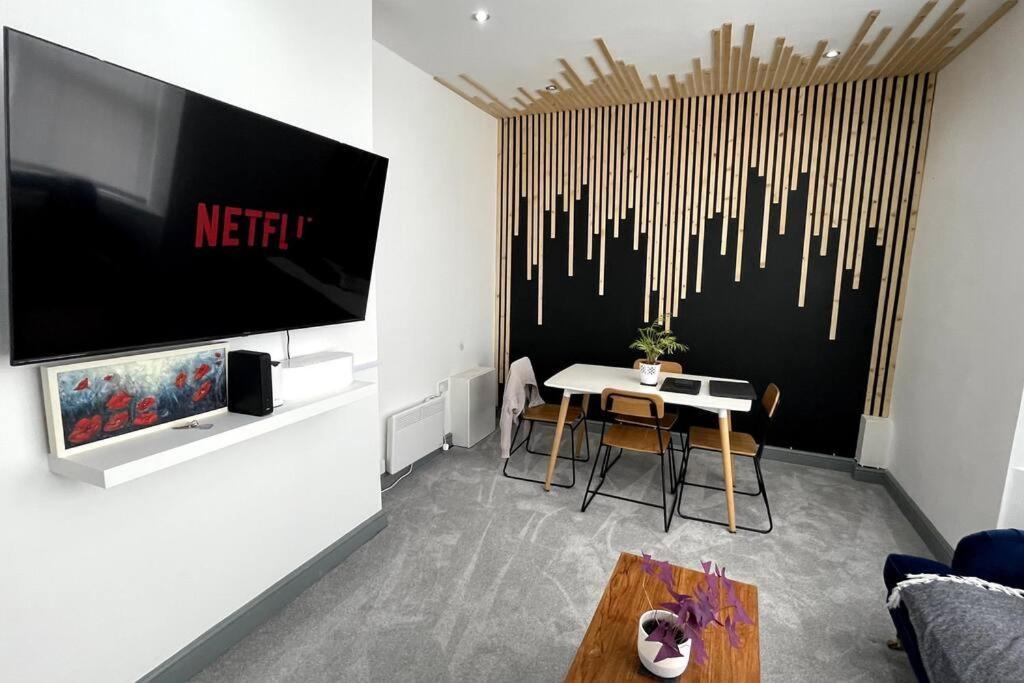 Luxury 2 Bed Duplex Apartment By Yo Room! - Leicester City- Free Parking Exterior foto